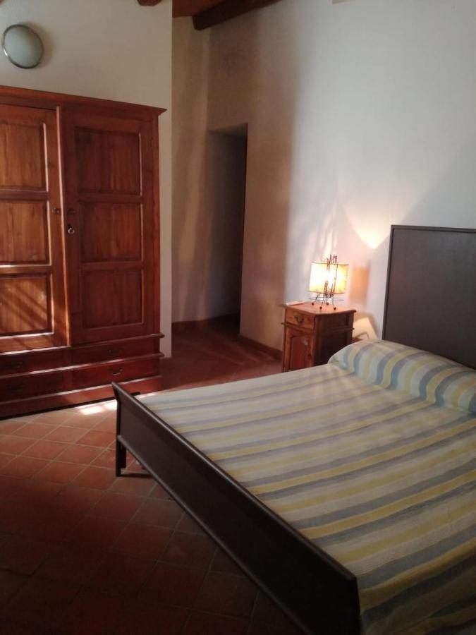 Il Casale Il Sole E La Margherita Campofelice Di Roccella Buitenkant foto